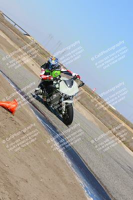 media/Mar-07-2022-Fun Track Dayz (Mon) [[9cc4a7dca7]]/Novice Group/145pm (Grapevine)/